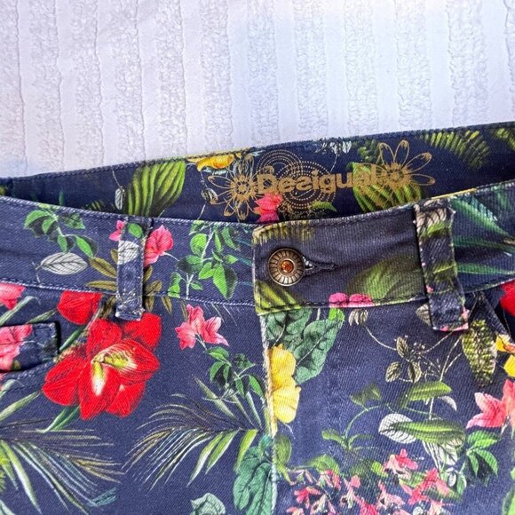 DESIGUAL Womens Floral Slim Fit Cropped Jeans Size 8, 36 Casual Multi Stretch - Picture 3 of 11